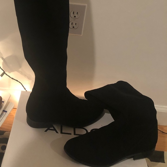 Knee high black boots. - Picture 4 of 4